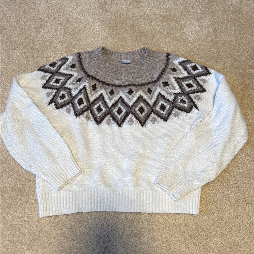 Old Navy Women's Sweater - Cream and Brown Diamond Pattern